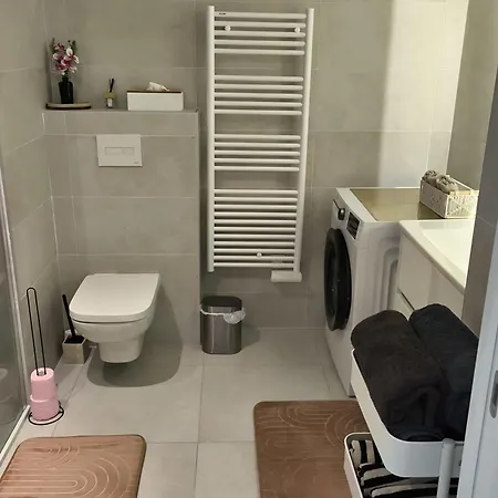 Apartamento T2 Design Avec Piscine Rooftop 5 Min Gare Et Saint-Laurent-du-Var